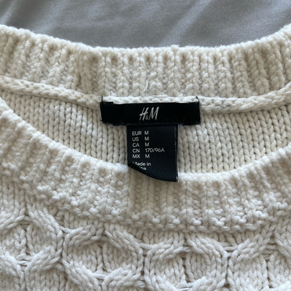 H&M Cableknit Sweater - Picture 2 of 3